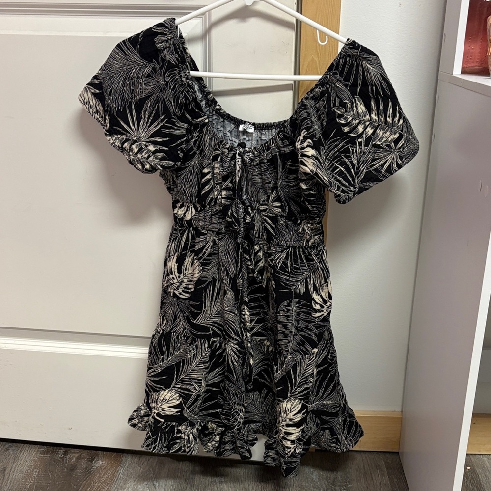 Ardene Black Dress with Cream Tropical Leaf Print